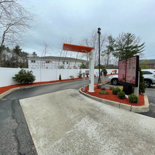 Green Horizons Landscaping 23 yards of much for Dunkin' Donuts Rockland, MA